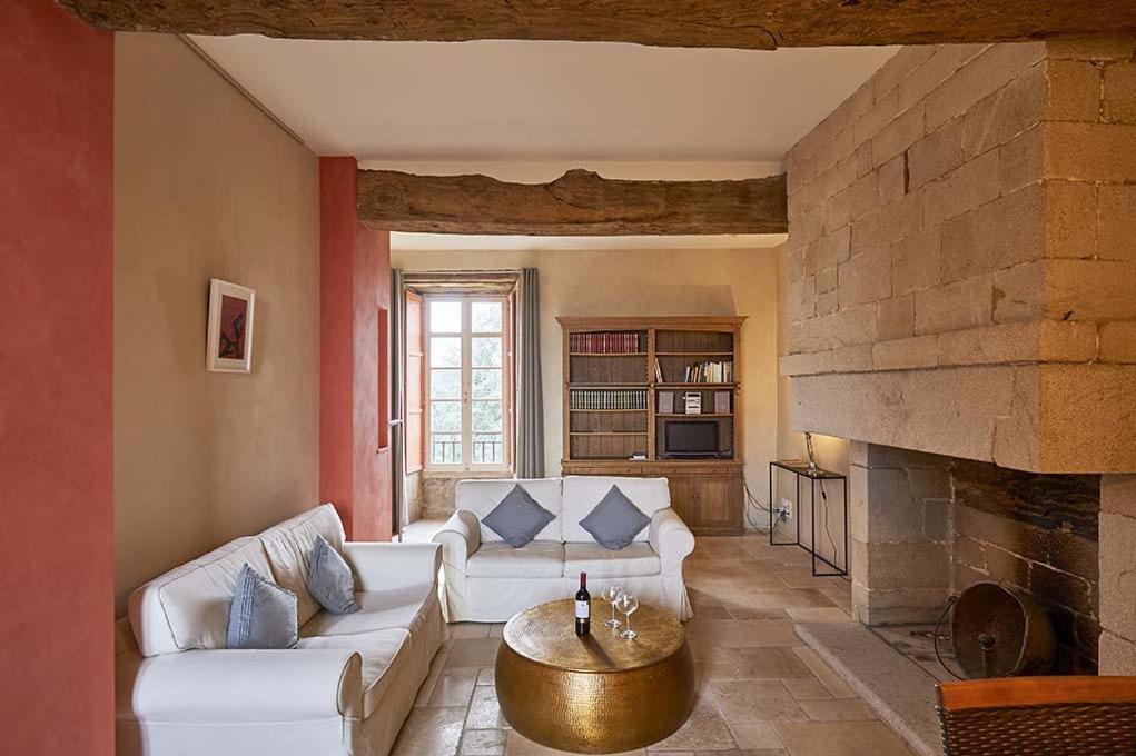 Gite Le Logis - Manoir Le Plessix Madeuc Corseul Dış mekan fotoğraf